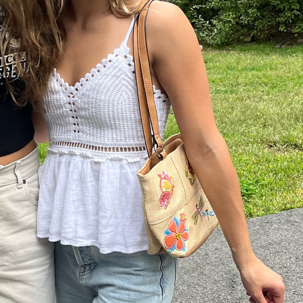 white knitted top